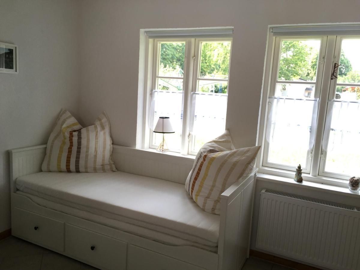 Ferienhaus Alte Schule Rambin Auf Ruegen 外观 照片